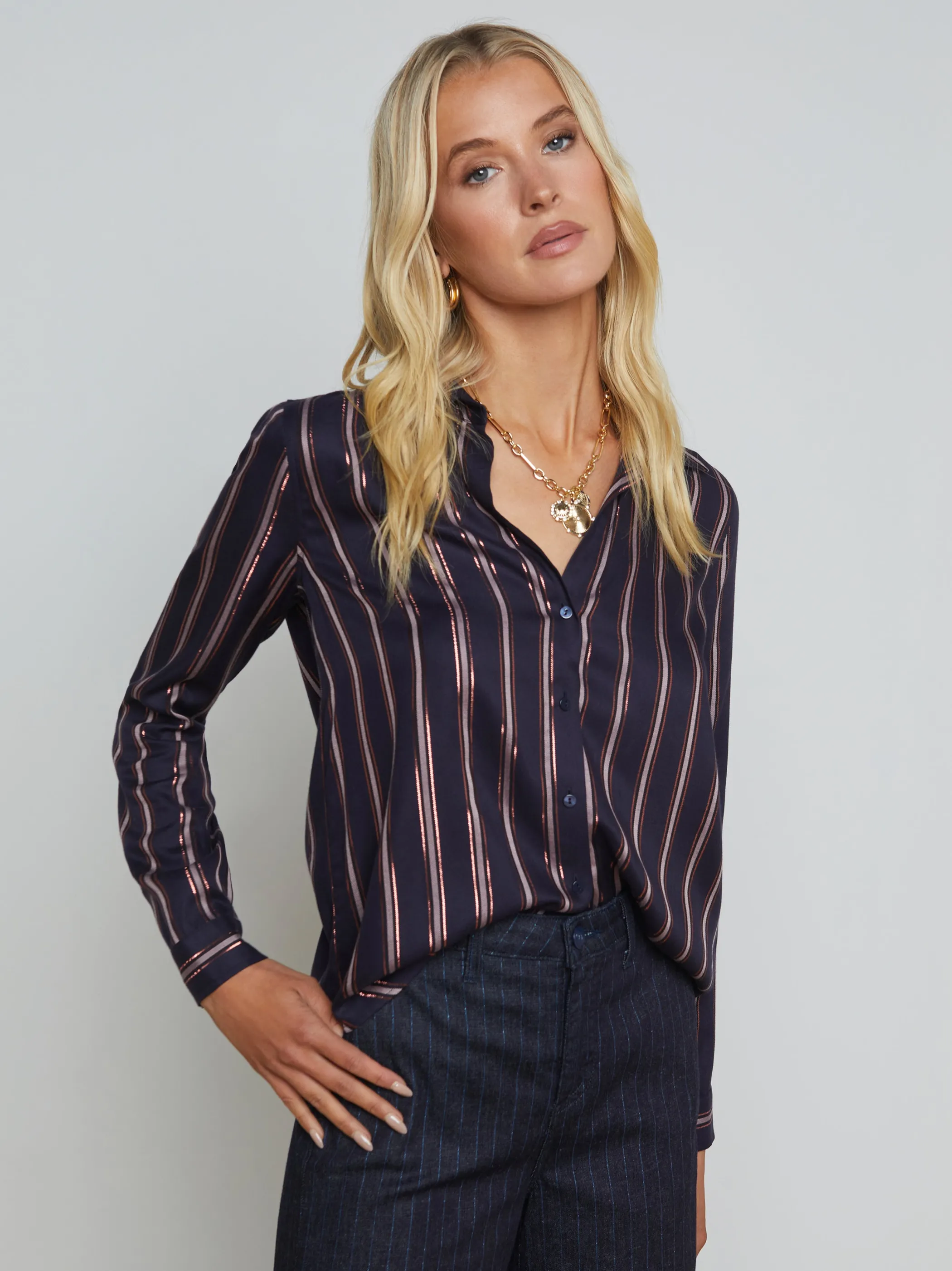 Blouses & Tops*L'AGENCE HOLLY STRIPED BLOUSE MidnightMultiStripe