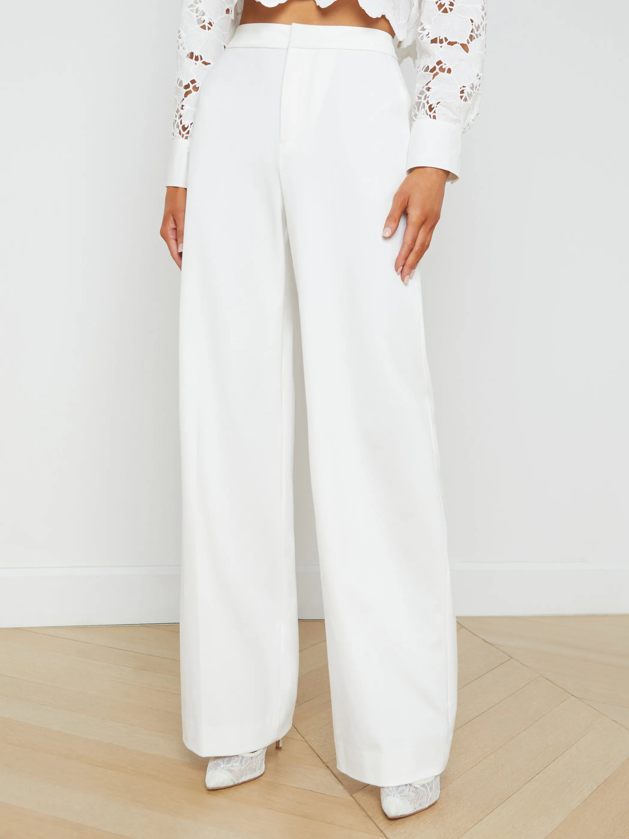 Pants*L'AGENCE LIVVY STRAIGHT-LEG TROUSER White